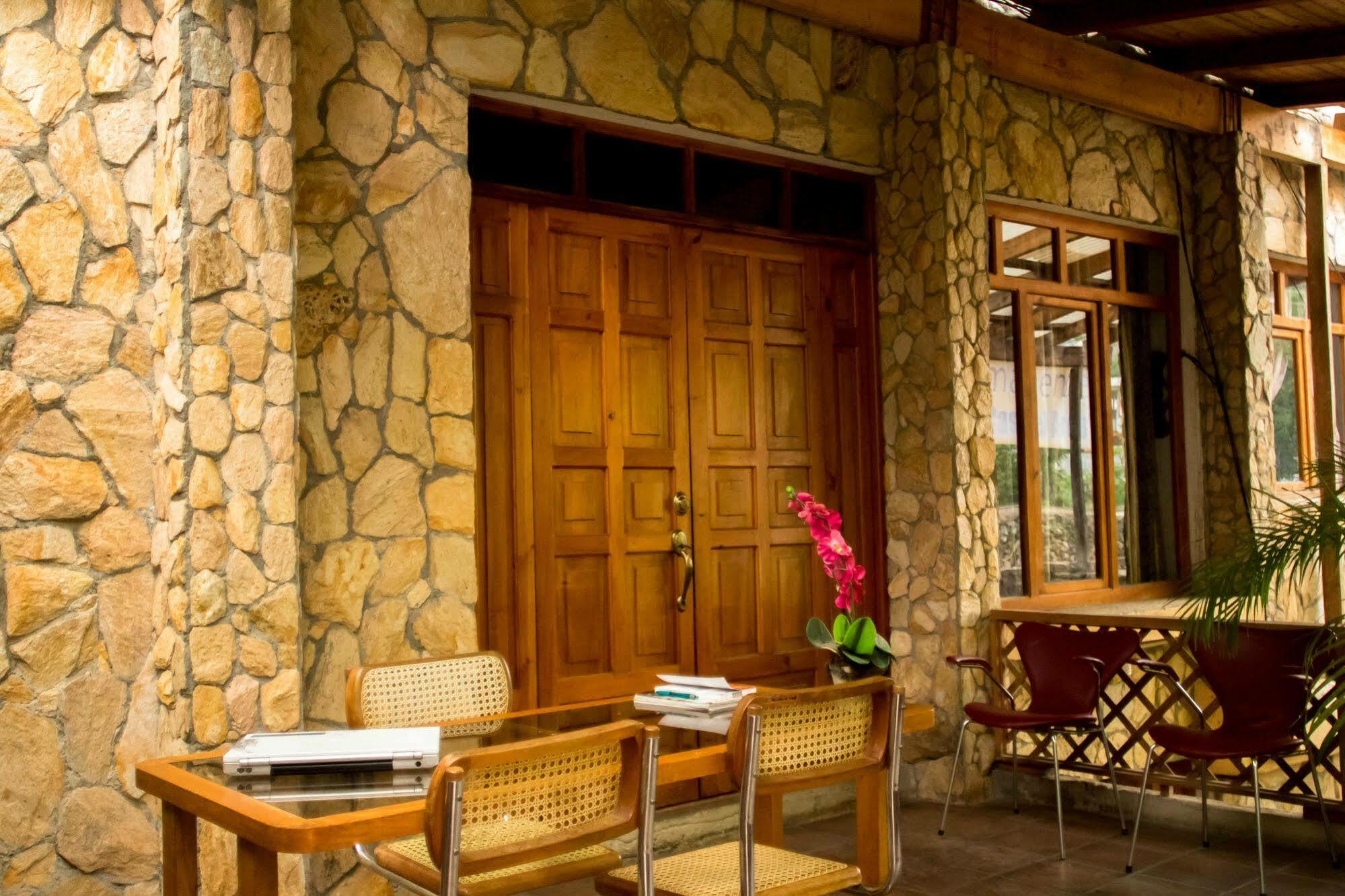 Hotel Porto Bello San Pedro La Laguna Eksteriør billede